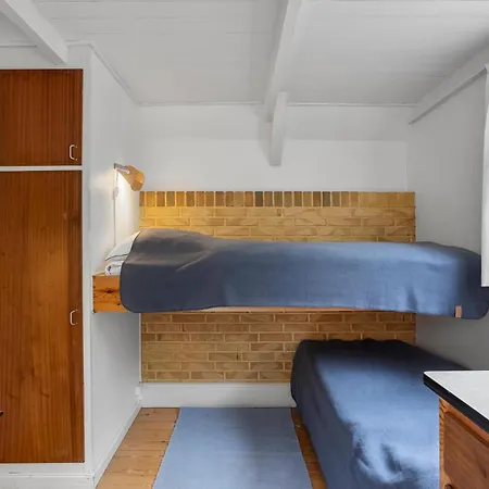 3 Bedroom Gorgeous In * Nordenbro Vesteregn